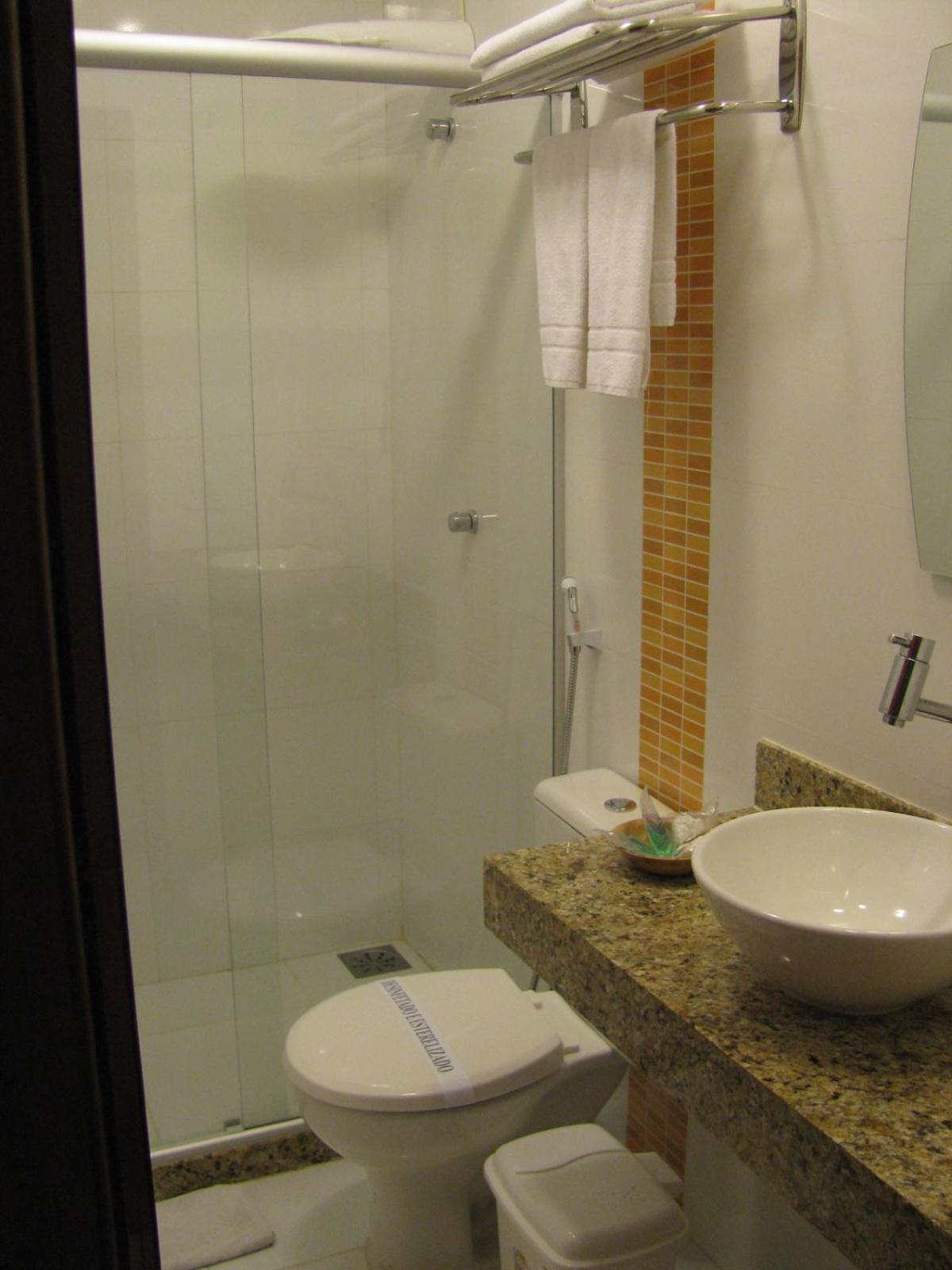 Hotel La Brise Cabo Frio Quarto foto